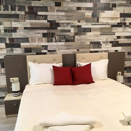 סנדנסקי Apartments Park Place מראה חיצוני תמונה